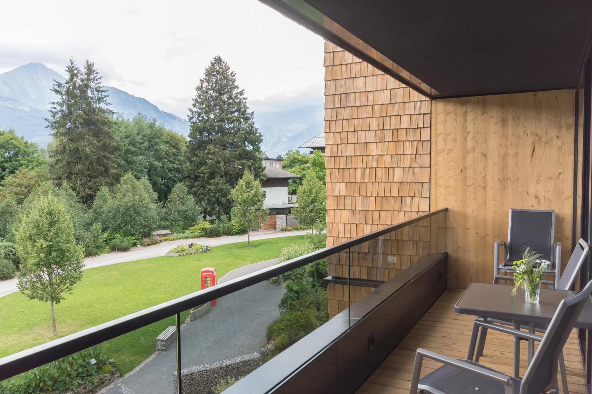 Schoenblick Residence Apartments - Including Summer Card Zell am See Room photo