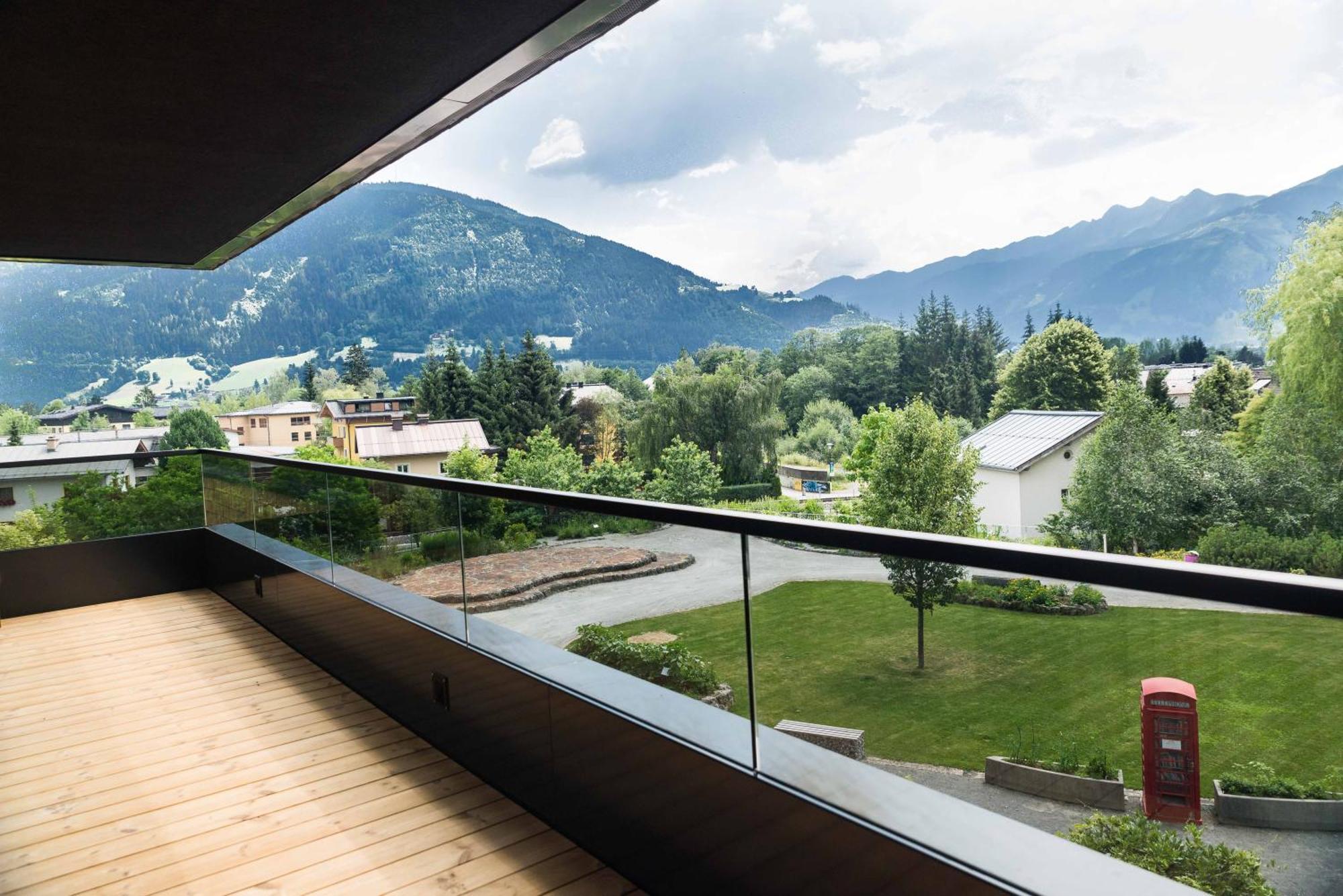 Schoenblick Residence Apartments - Including Summer Card Zell am See Room photo