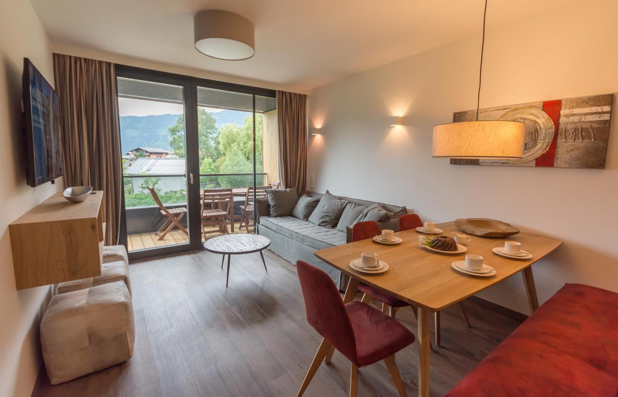 Schoenblick Residence Apartments - Including Summer Card Zell am See Room photo