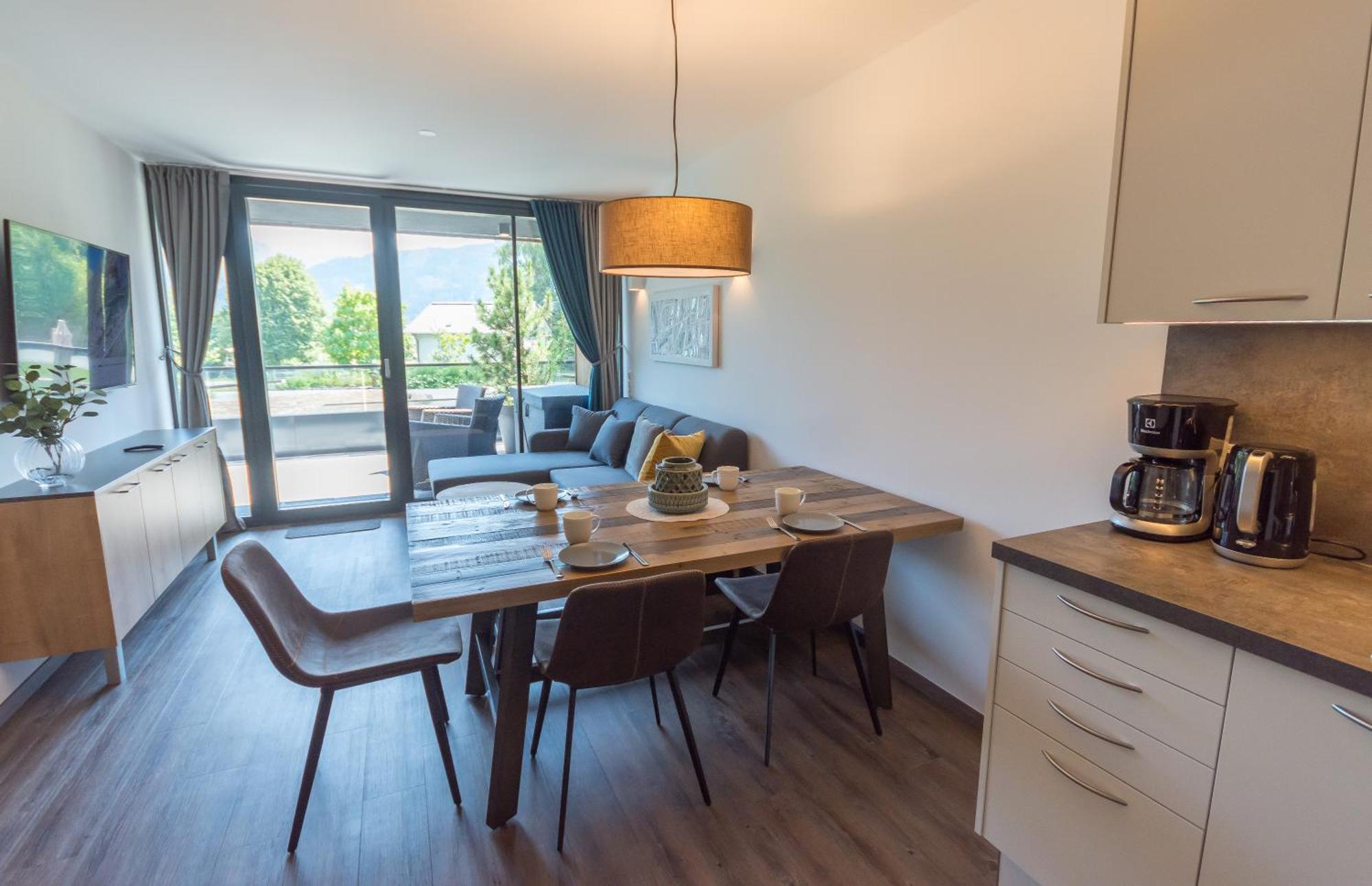 Schoenblick Residence Apartments - Including Summer Card Zell am See Room photo