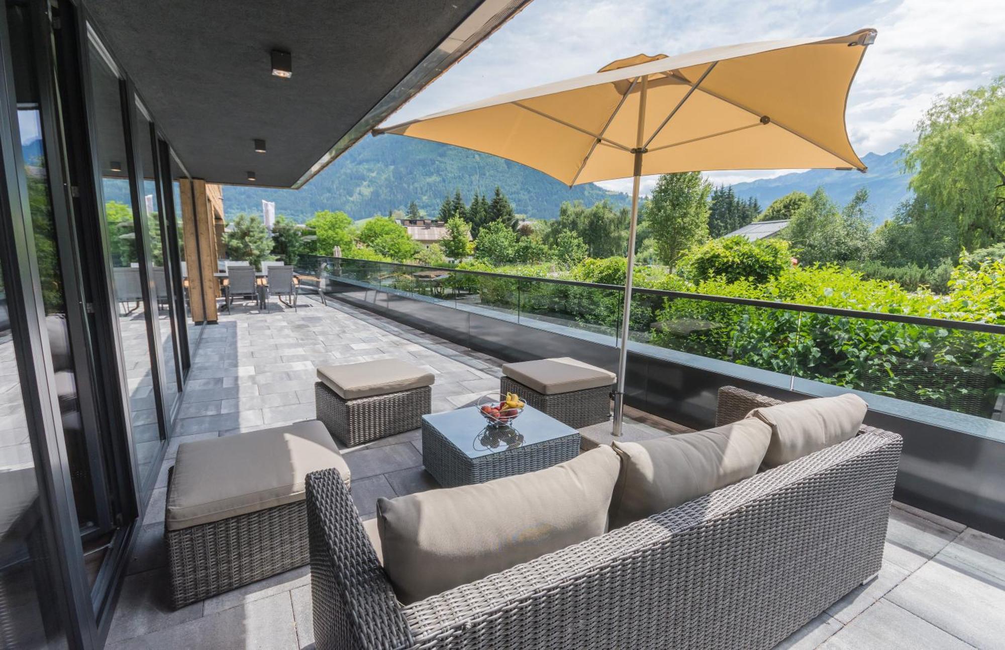Schoenblick Residence Apartments - Including Summer Card Zell am See Room photo