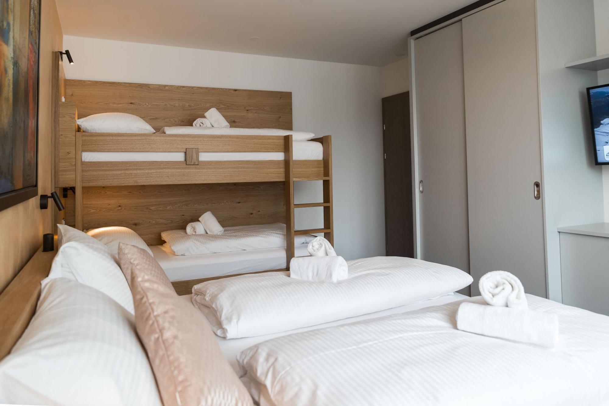 Schoenblick Residence Apartments - Including Summer Card Zell am See Room photo