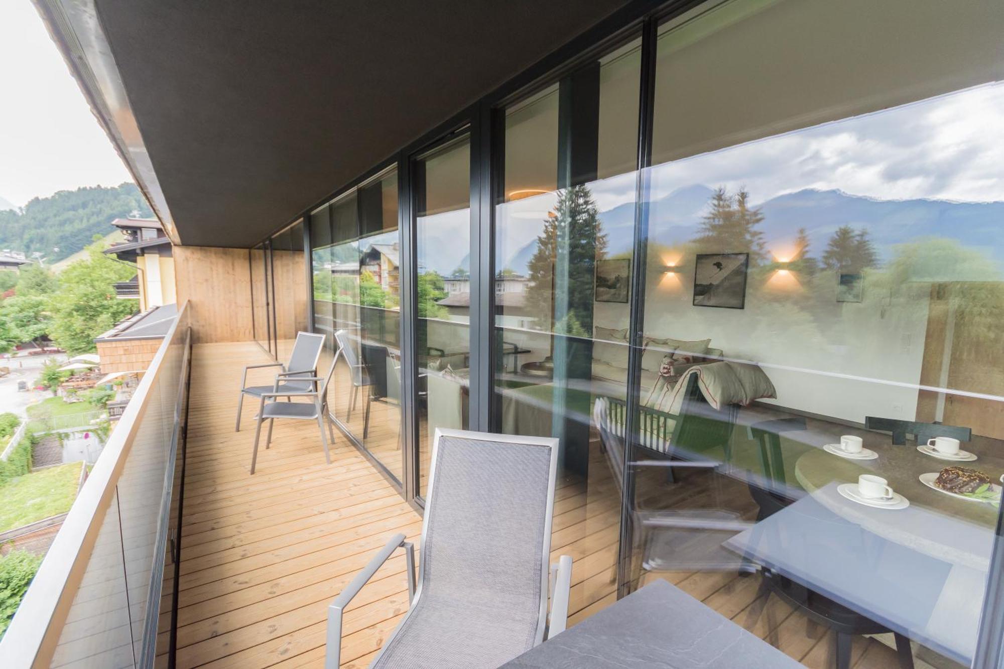 Schoenblick Residence Apartments - Including Summer Card Zell am See Room photo